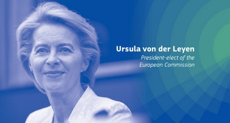 Ursula Von Der Leyen, La Prima Presidente Donna Della Commissione ...